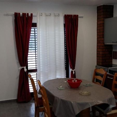 Apartmani Slavica Makarska Esterno foto