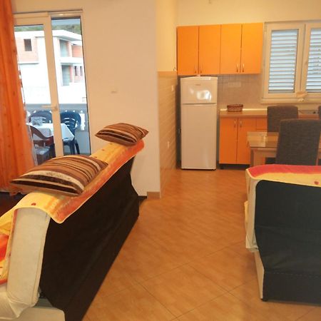 Apartmani Slavica Makarska Esterno foto