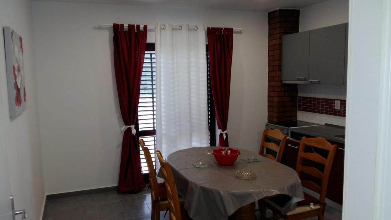 Apartmani Slavica Makarska Esterno foto