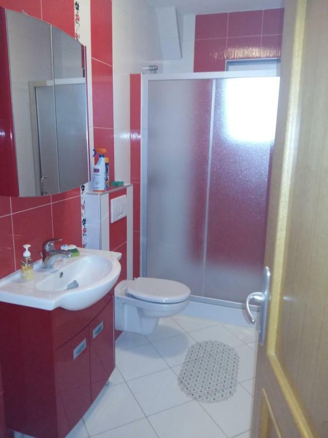 Apartmani Slavica Makarska Esterno foto