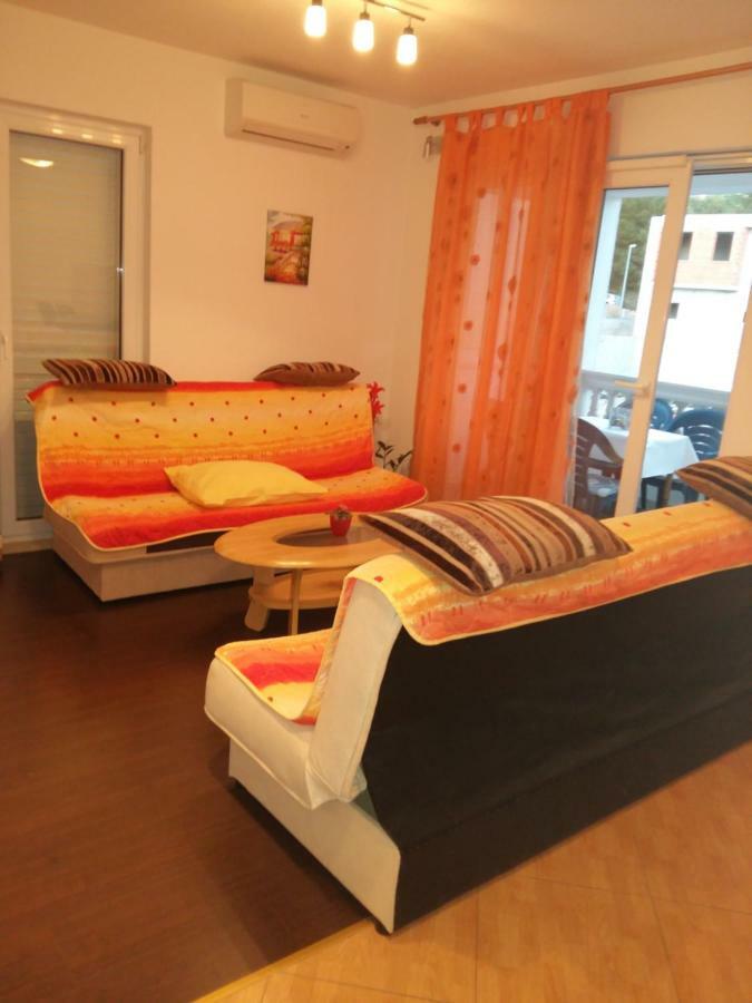 Apartmani Slavica Makarska Esterno foto